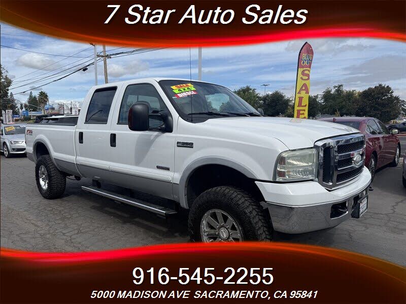 2006 Ford F-350 Super Duty Lariat Crew Cab SB 4WD