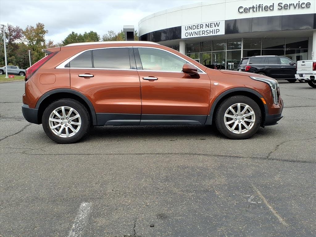 2019 Cadillac XT4 Luxury AWD