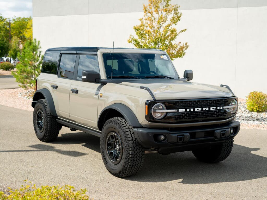 2025 Ford Bronco Badlands 4-Door 4WD