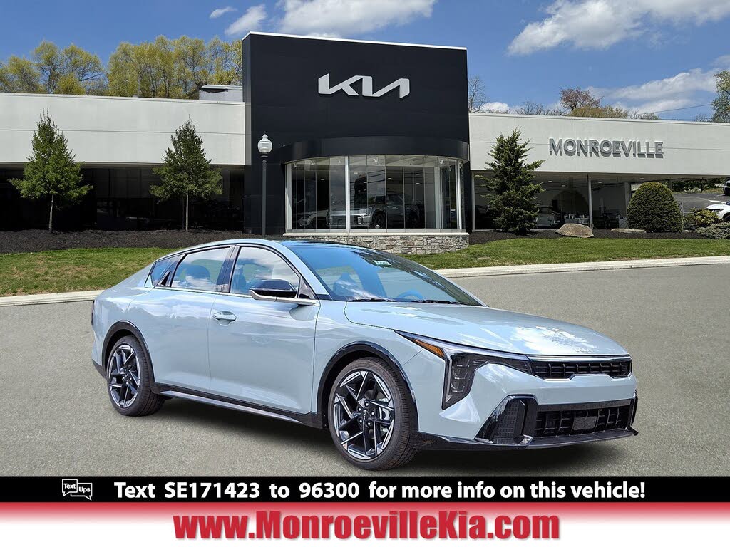 2025 Kia K4 GT-Line FWD