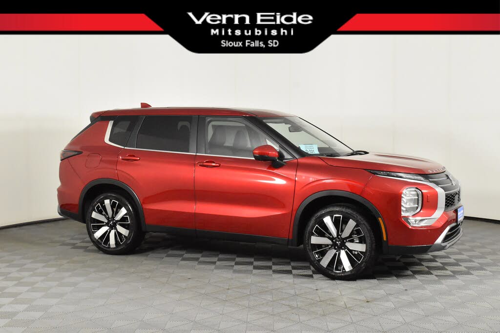 2025 Mitsubishi Outlander SE FWD