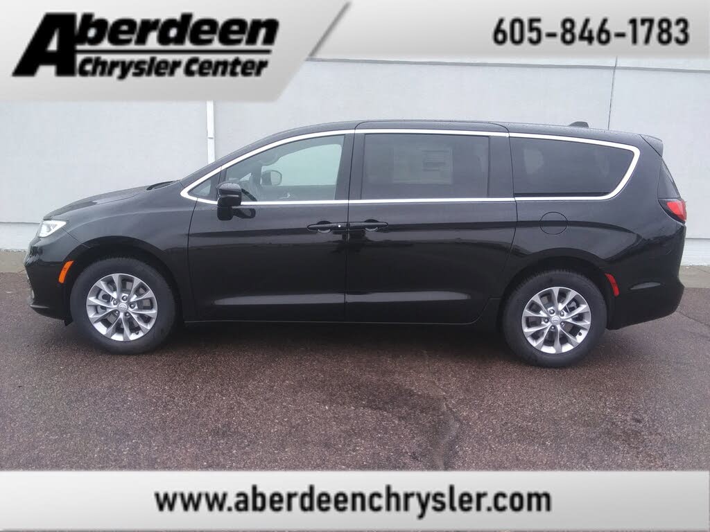 2026 Chrysler Pacifica Select AWD