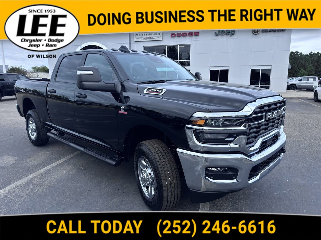 2026 RAM 2500 Tradesman Crew Cab 4WD