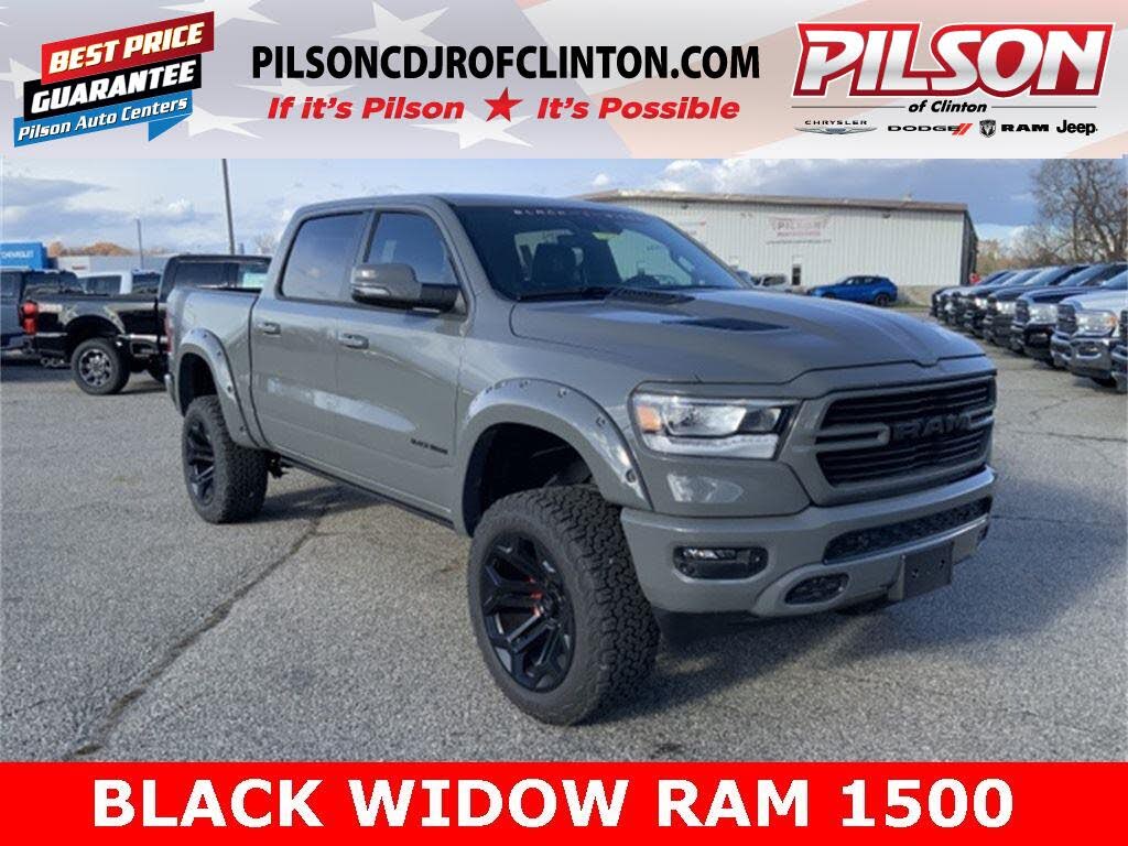 2024 RAM 1500 Laramie Crew Cab 4WD