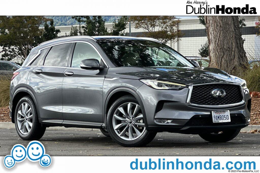 2022 INFINITI QX50 Essential AWD
