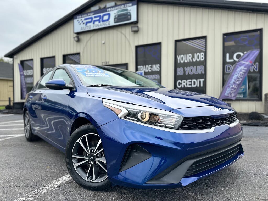 2023 Kia Forte LXS FWD