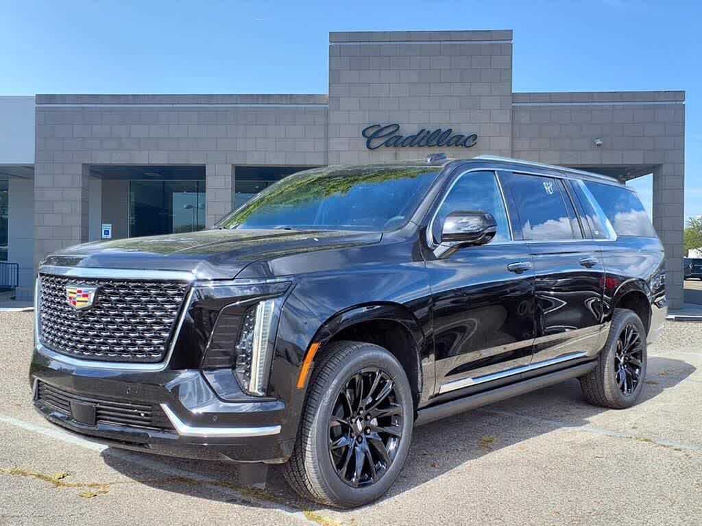 2026 Cadillac Escalade ESV Luxury 4WD