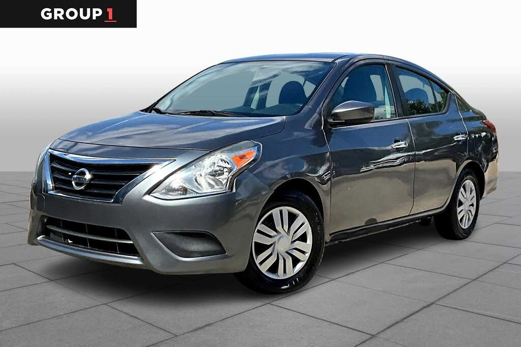 2019 Nissan Versa SV FWD