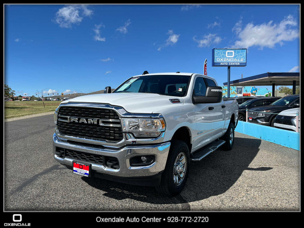 2024 RAM 2500 Big Horn Crew Cab 4WD