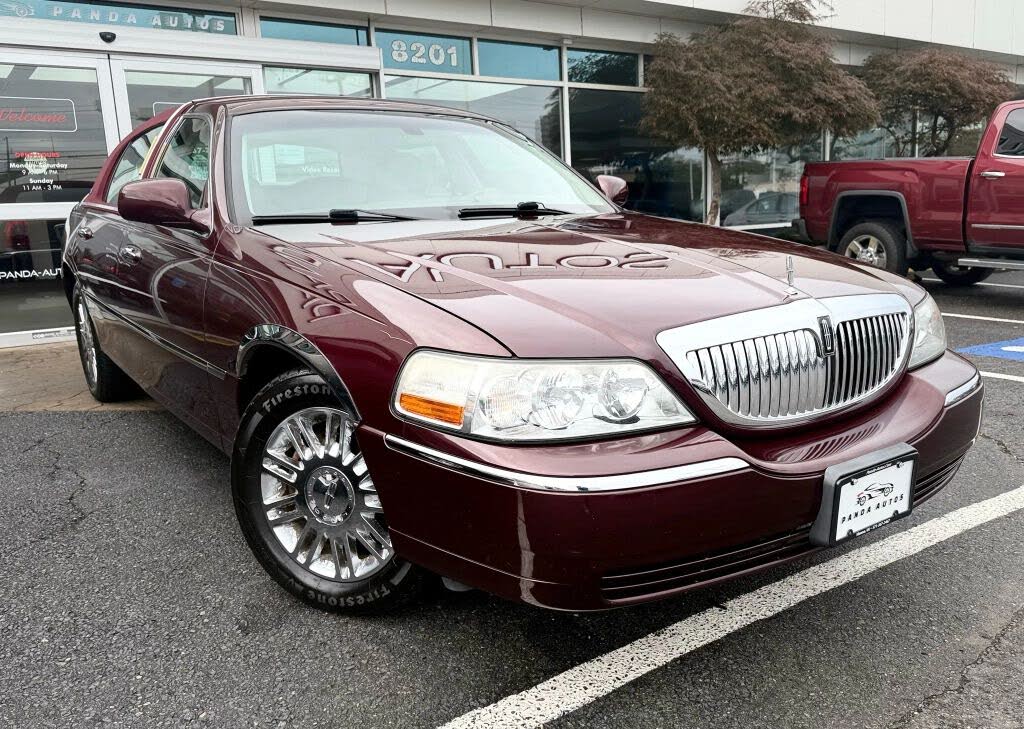 2009 Lincoln Town Car Signature Limited