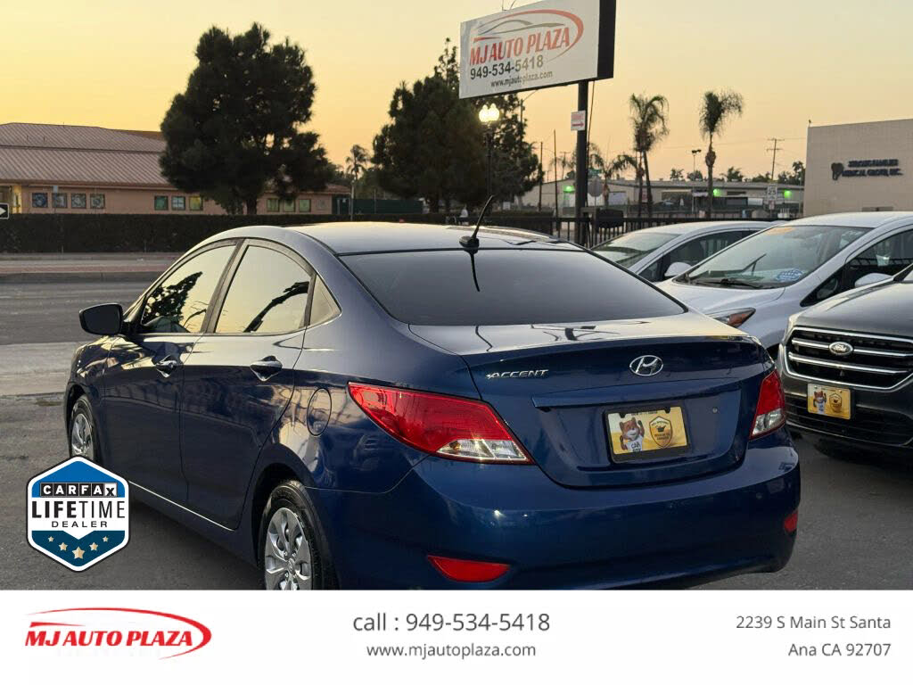 2017 Hyundai Accent SE Sedan FWD