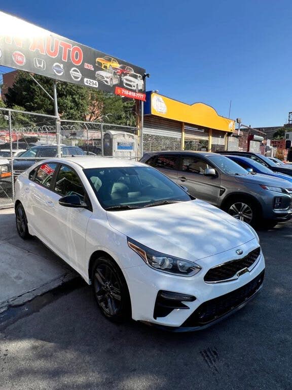 2021 Kia Forte GT Line FWD