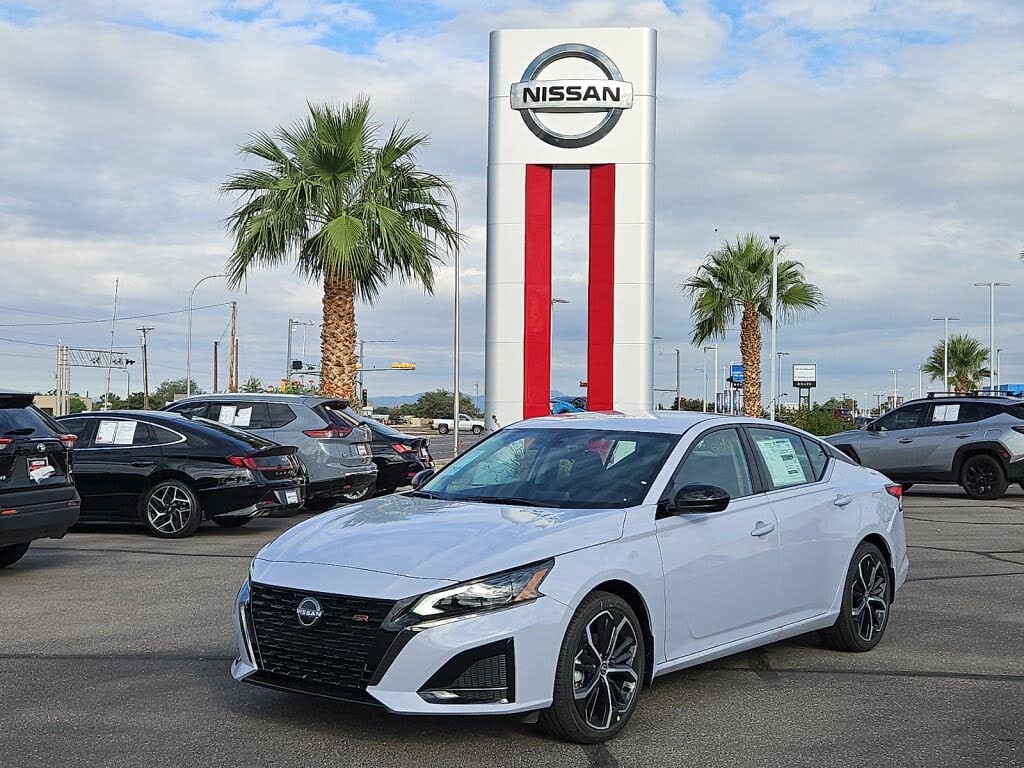 2025 Nissan Altima 2.5 SR FWD