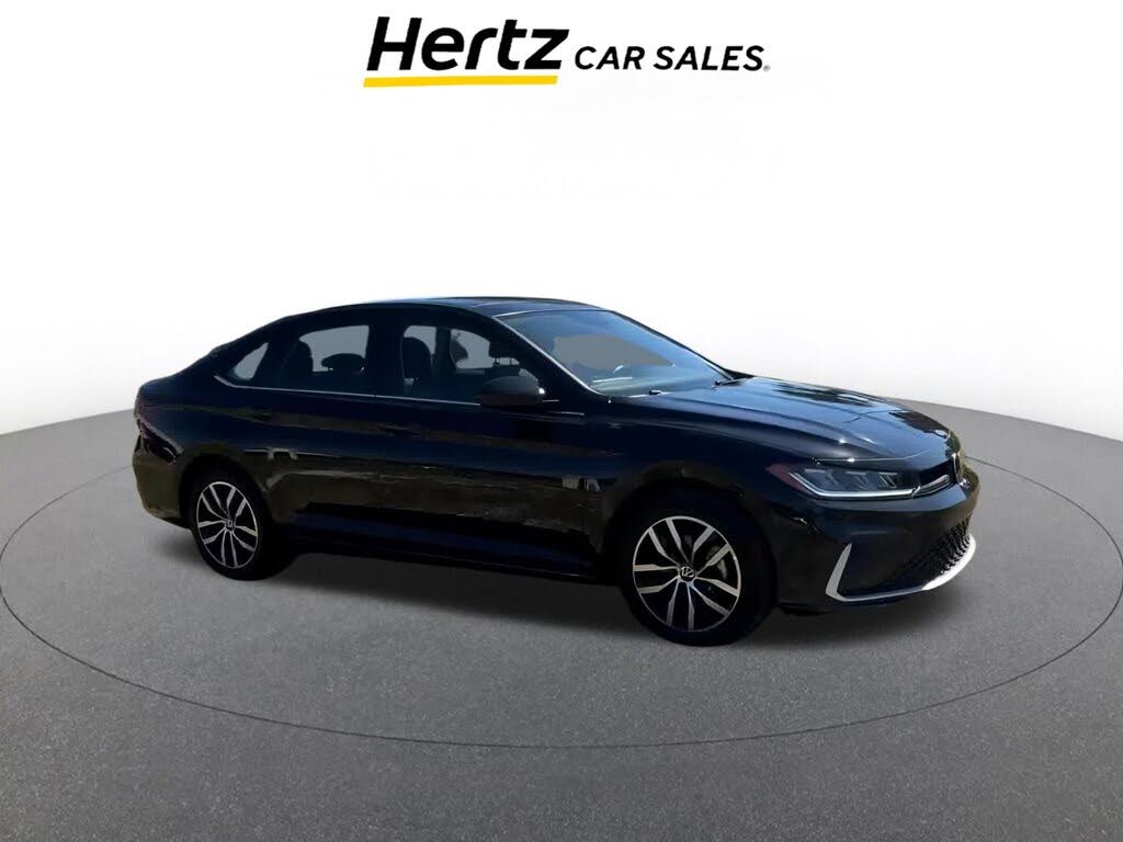 2025 Volkswagen Jetta SE FWD