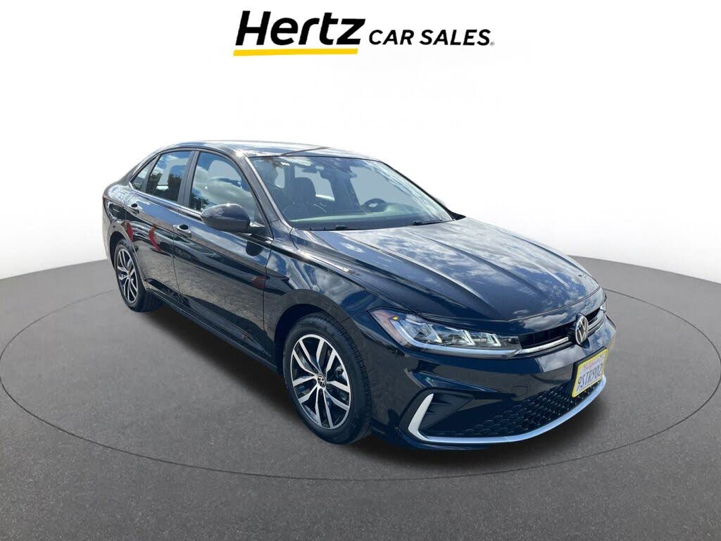 2025 Volkswagen Jetta SE FWD