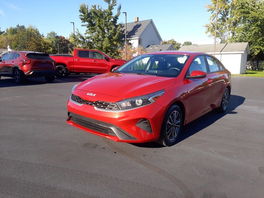 2022 Kia Forte LXS FWD