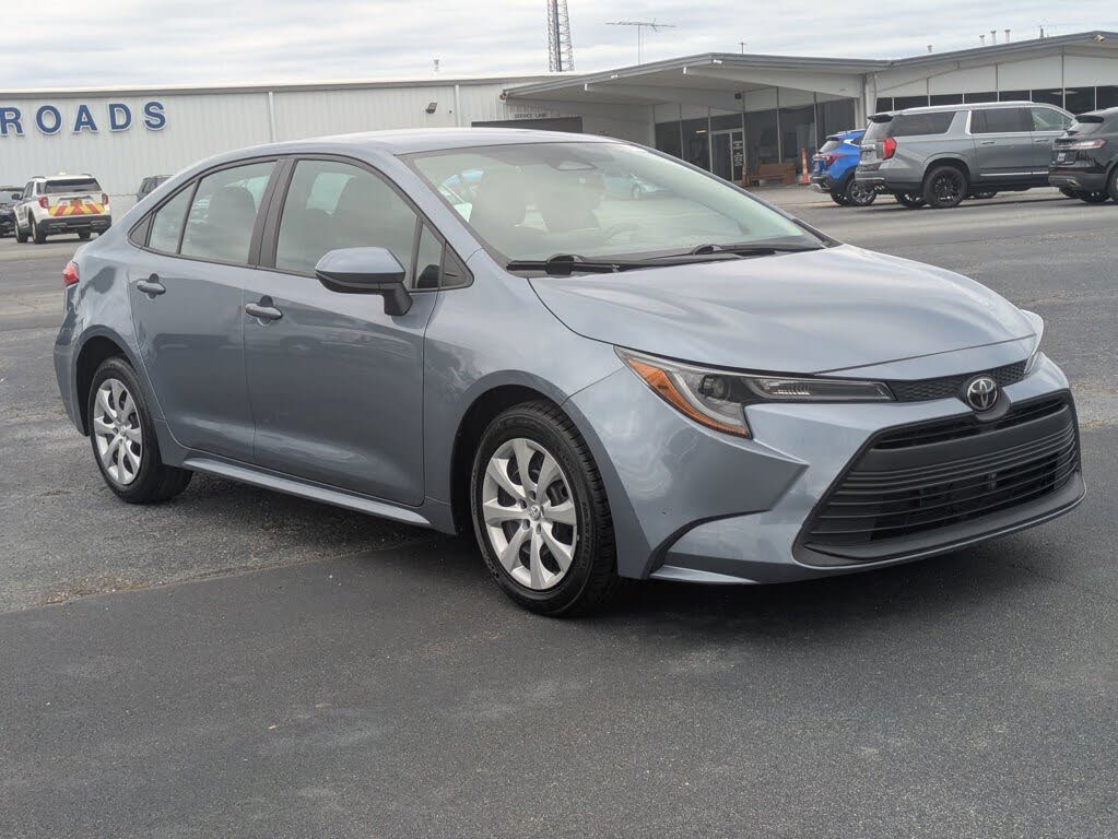 2023 Toyota Corolla LE FWD
