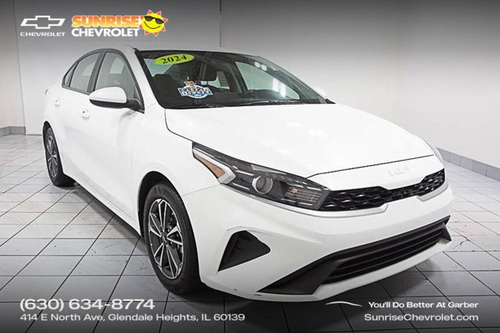 2024 Kia Forte LXS FWD