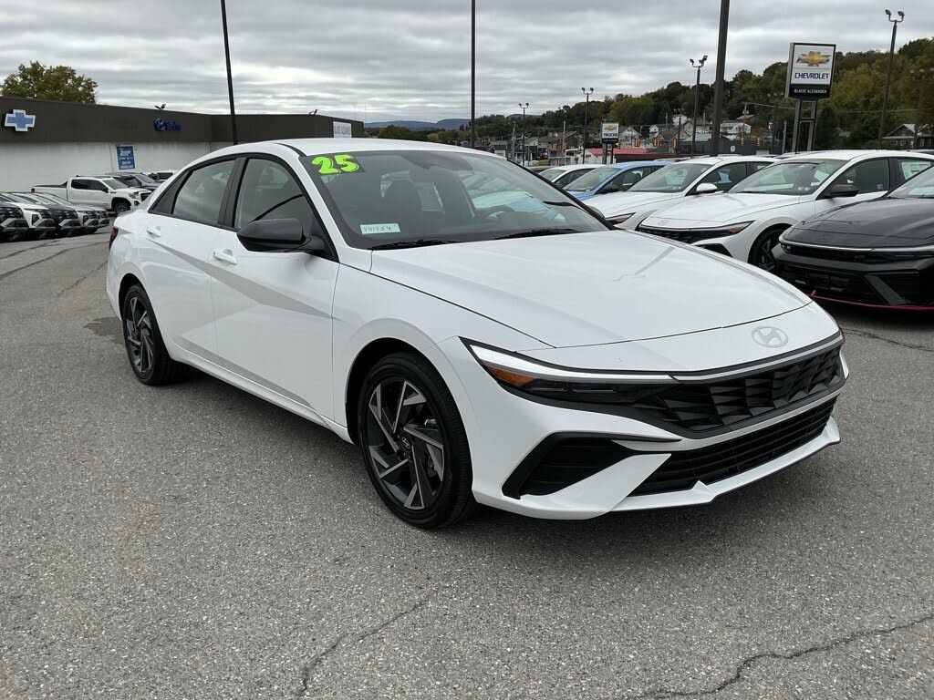 2025 Hyundai Elantra Hybrid SEL Sport FWD