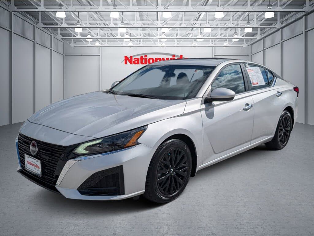 2025 Nissan Altima 2.5 SV FWD