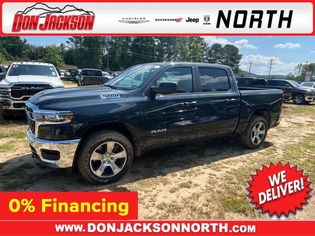 2025 RAM 1500 Tradesman Crew Cab 4WD
