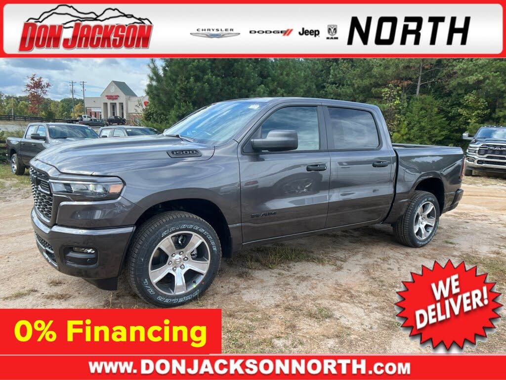 2026 RAM 1500 Express Crew Cab 4WD