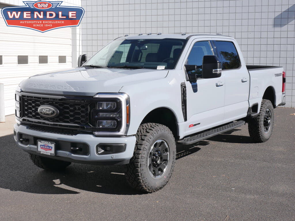 2026 Ford F-350 Super Duty Lariat Crew Cab 4WD