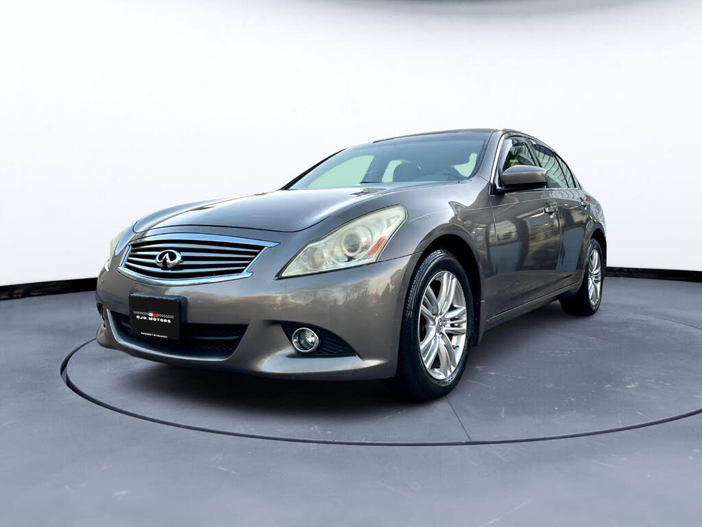 2013 INFINITI G37 x Sedan AWD