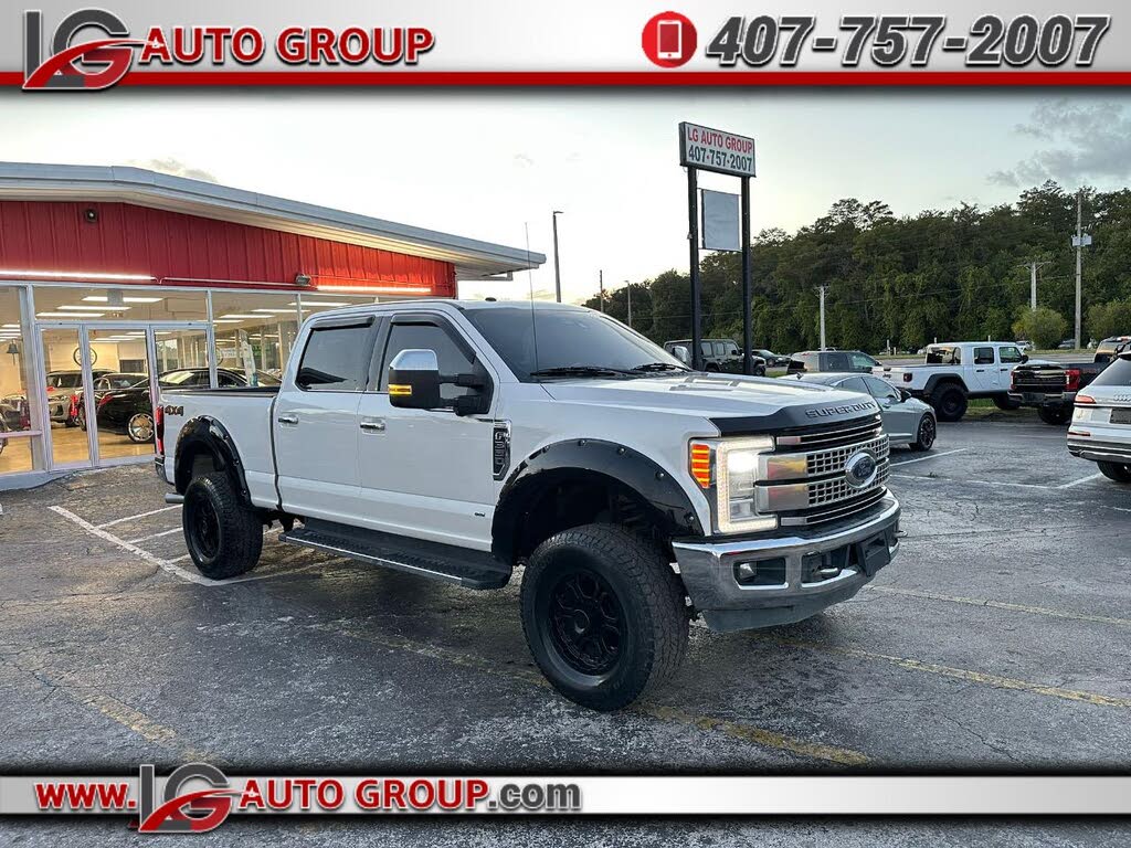 2017 Ford F-350 Super Duty Platinum Crew Cab 4WD