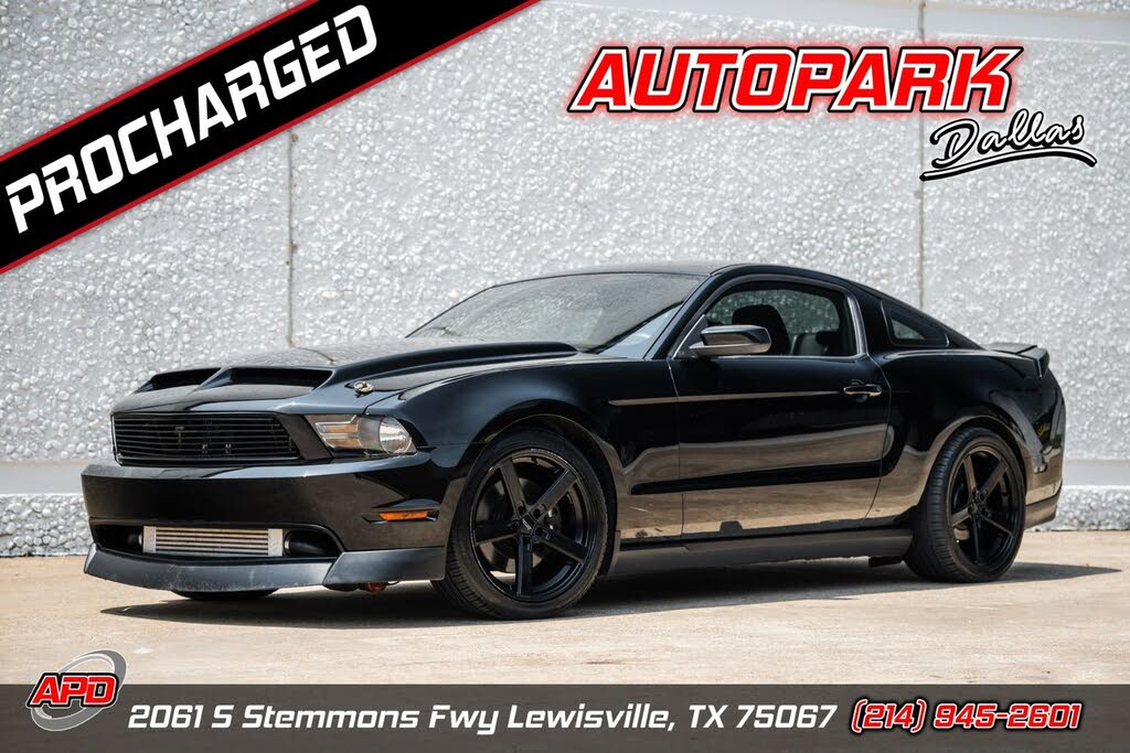 2012 Ford Mustang GT Premium Coupe RWD