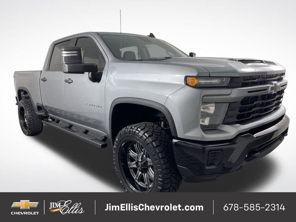 2025 Chevrolet Silverado 2500HD Custom Crew Cab 4WD