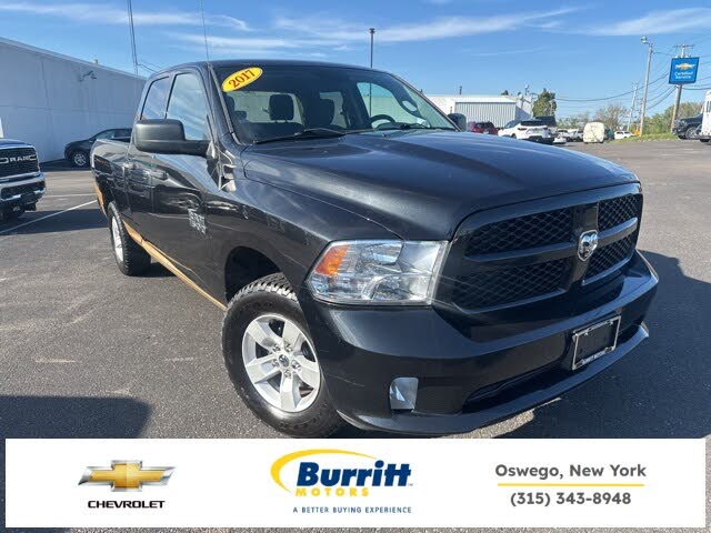 2017 RAM 1500 Express Quad Cab 4WD