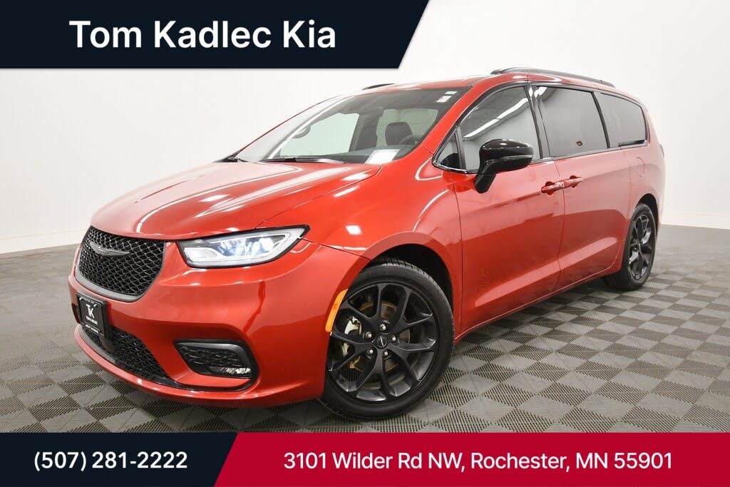 2025 Chrysler Pacifica Limited FWD