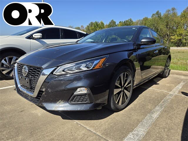 2022 Nissan Altima 2.5 SV FWD