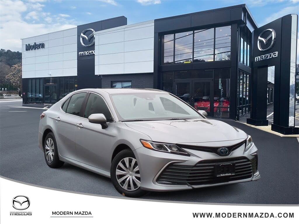 2023 Toyota Camry Hybrid LE FWD