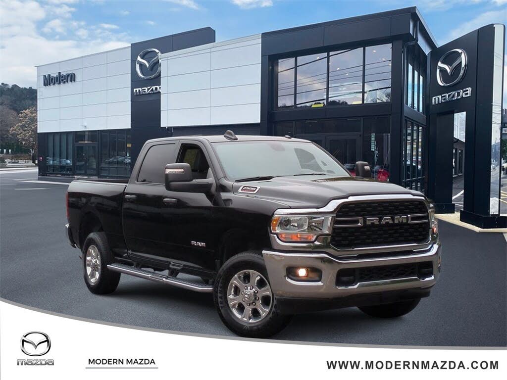 2024 RAM 2500 Big Horn Crew Cab 4WD
