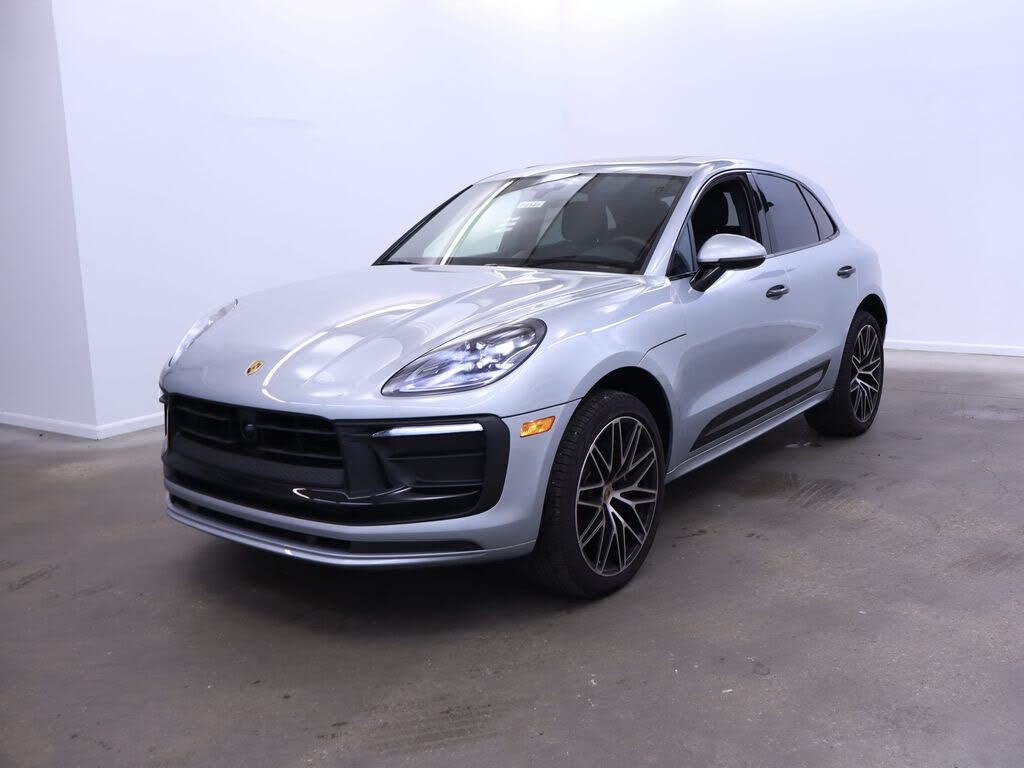 2024 Porsche Macan T AWD