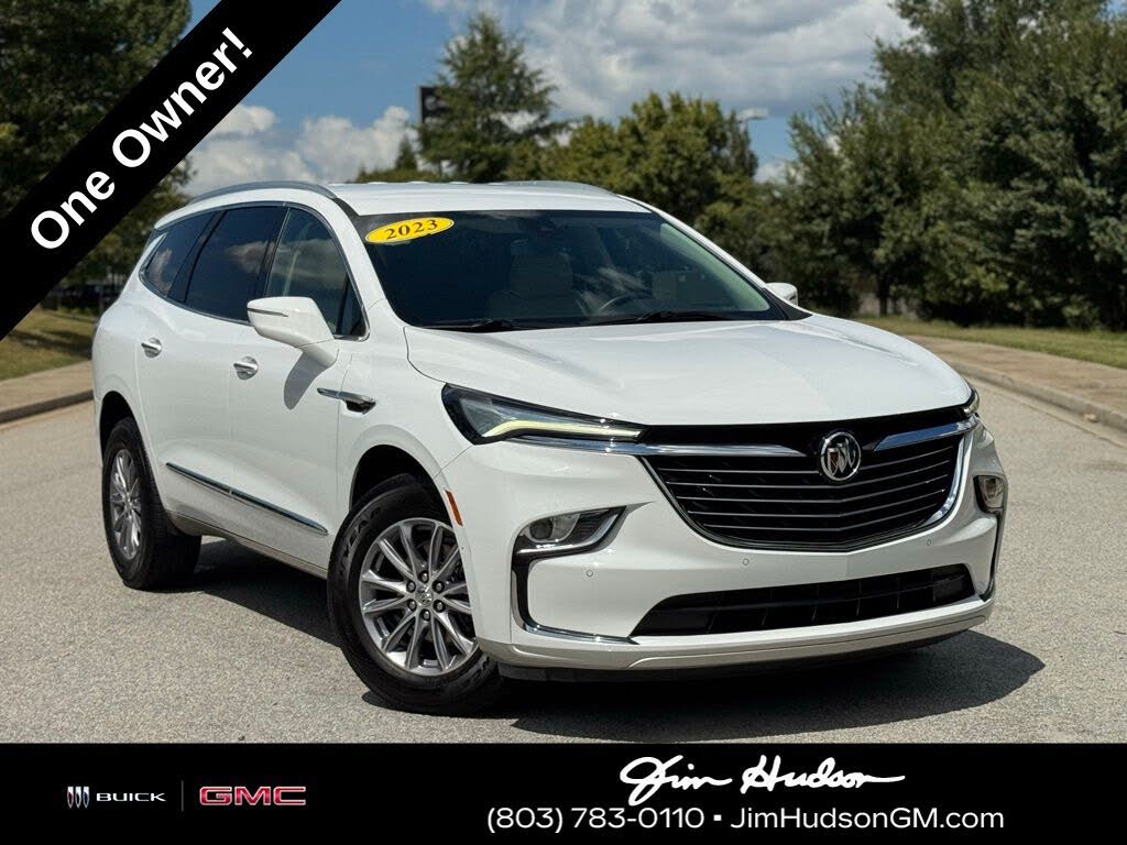 2023 Buick Enclave Essence FWD