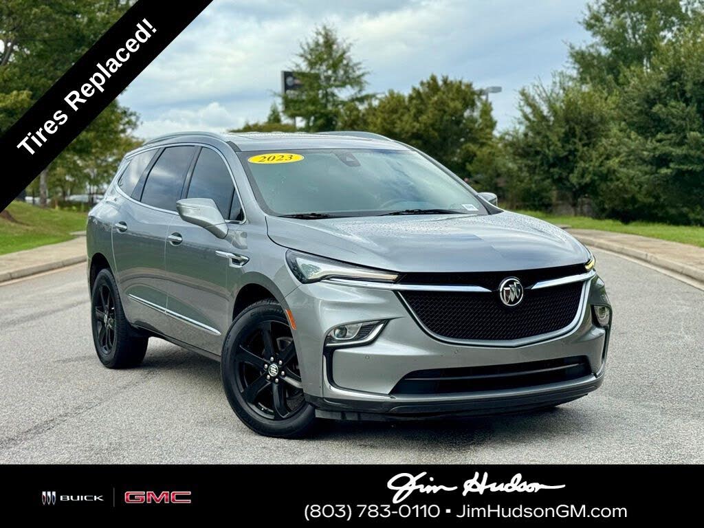 2023 Buick Enclave Essence FWD