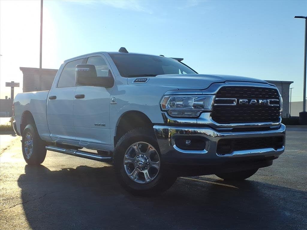 2024 RAM 2500 Big Horn Crew Cab 4WD