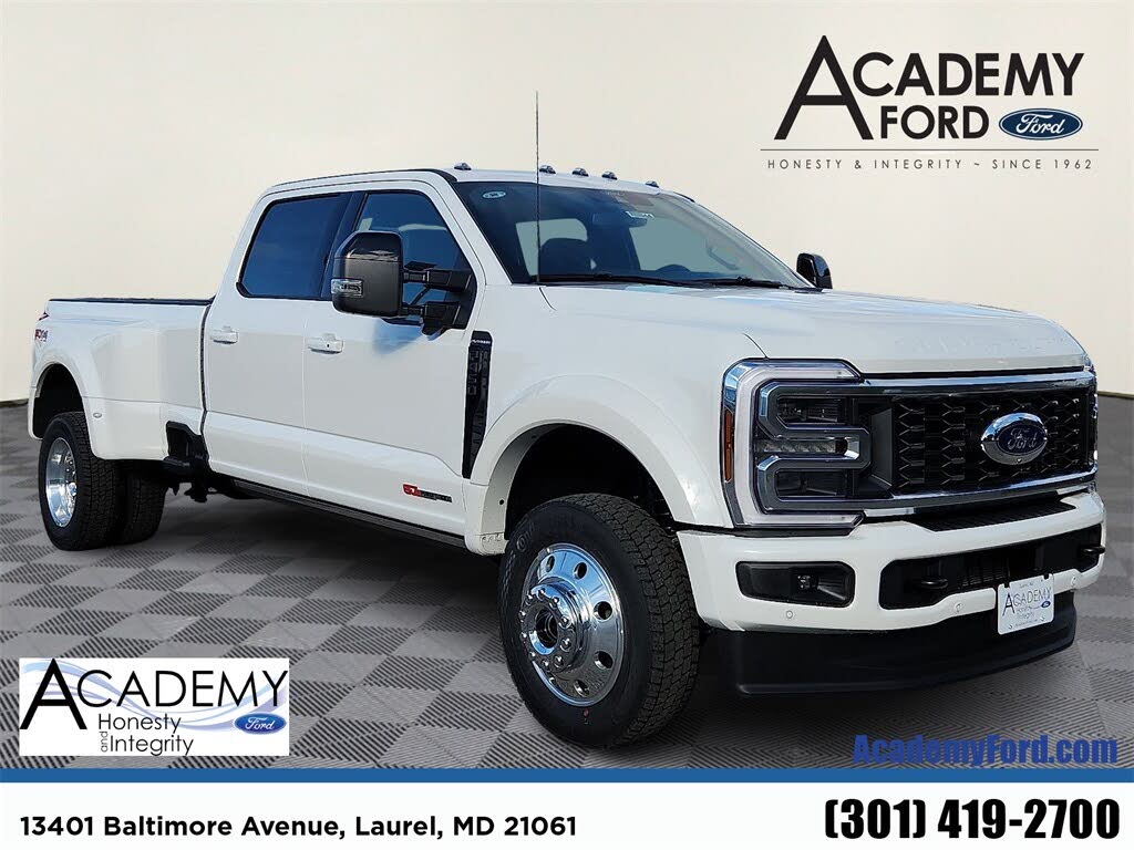 2026 Ford F-450 Super Duty Platinum Crew Cab LB DRW 4WD