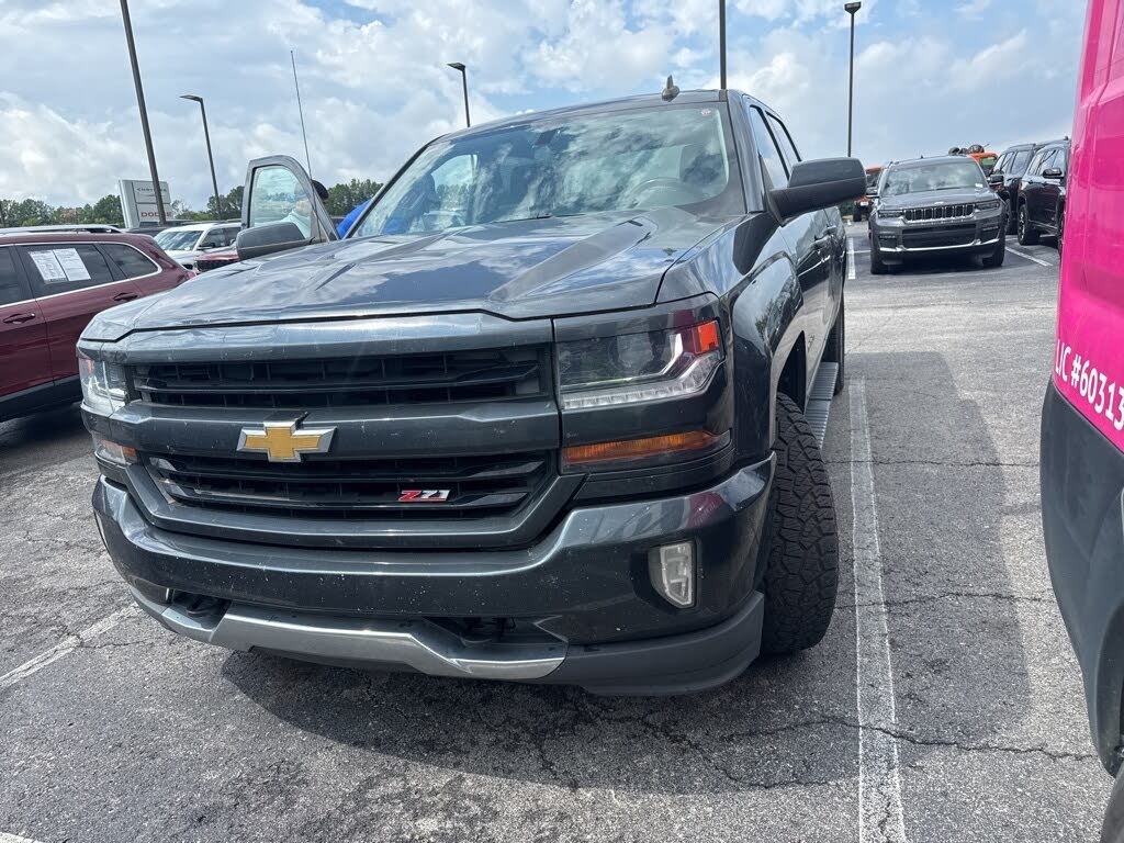 2018 Chevrolet Silverado 1500 LT Crew Cab 4WD