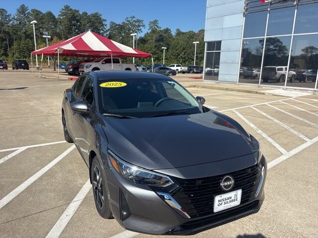 2025 Nissan Sentra SV FWD