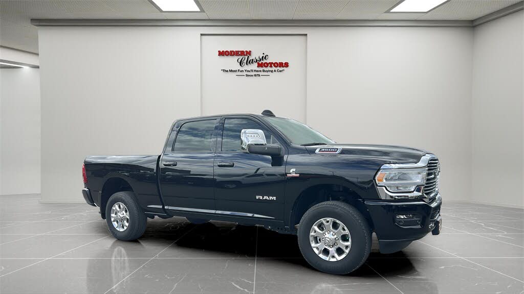 2024 RAM 3500 Laramie Crew Cab 4WD