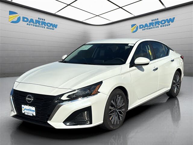 2023 Nissan Altima 2.5 SV FWD