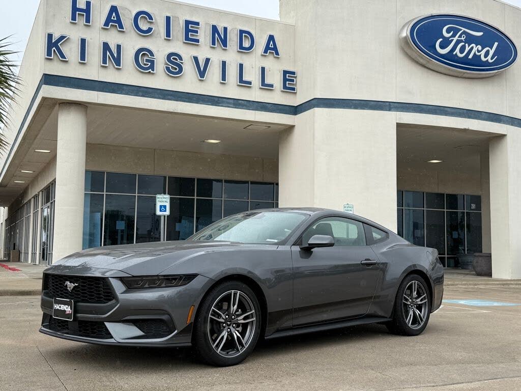 2025 Ford Mustang EcoBoost Fastback RWD