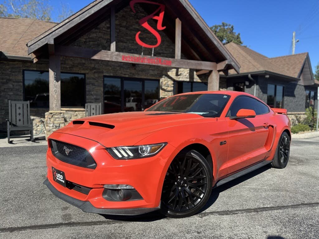 2015 Ford Mustang GT Premium Coupe RWD