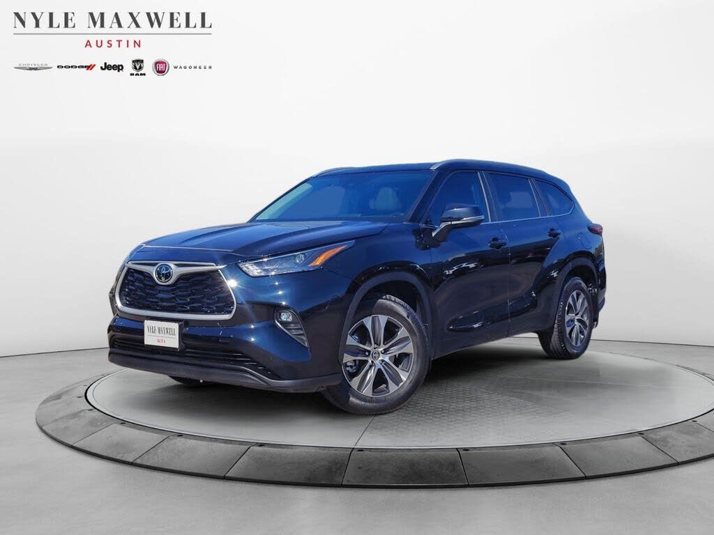 2023 Toyota Highlander XLE AWD