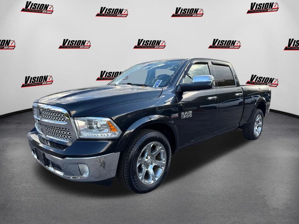 2016 RAM 1500 Laramie Crew Cab 4WD