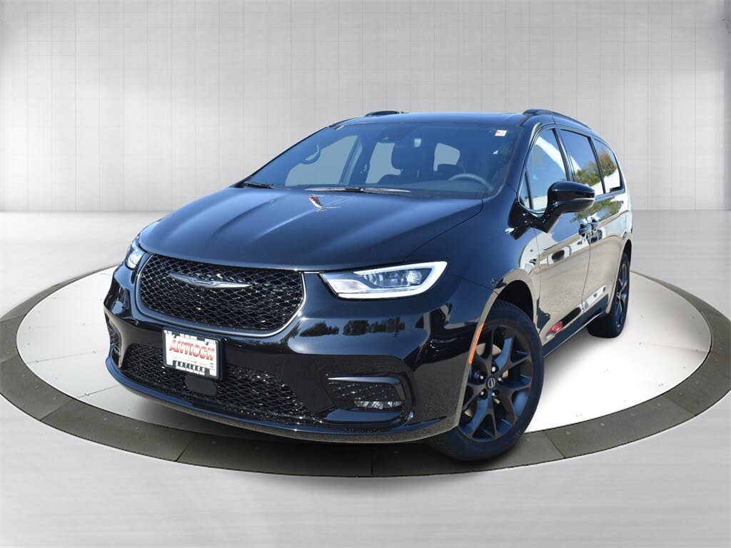 2026 Chrysler Pacifica Select AWD